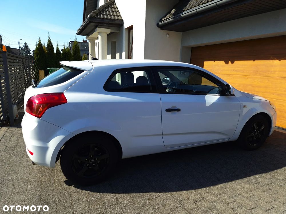 Kia ProCeed 1.6 CVVT LX - 14