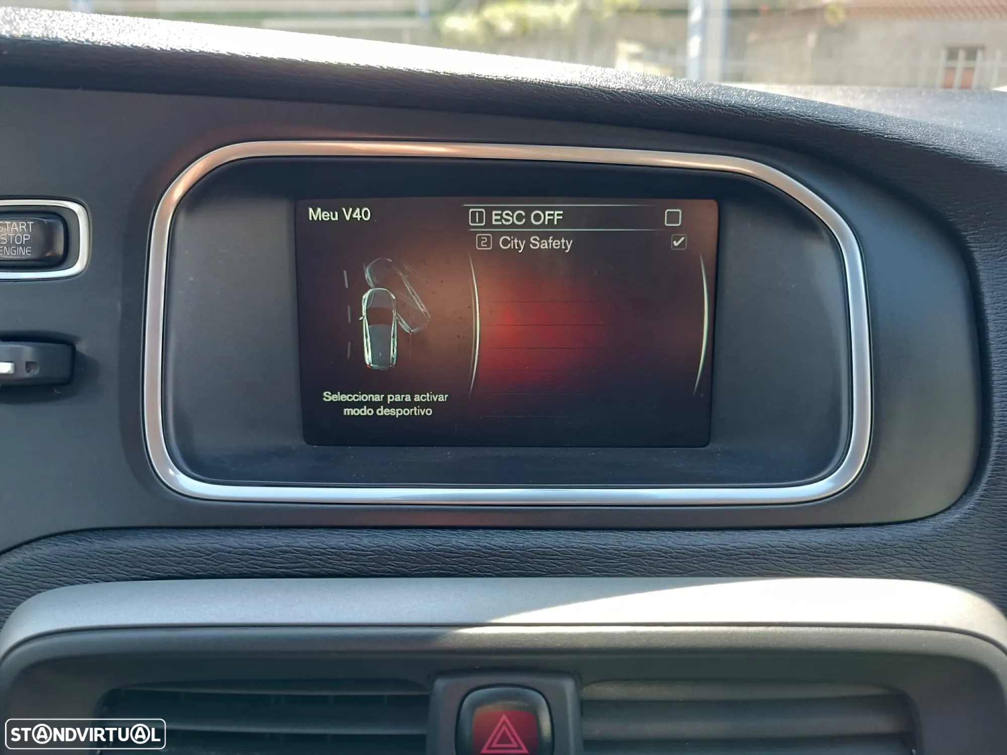 Volvo V40 1.6 D2 Momentum Powershift Eco - 22