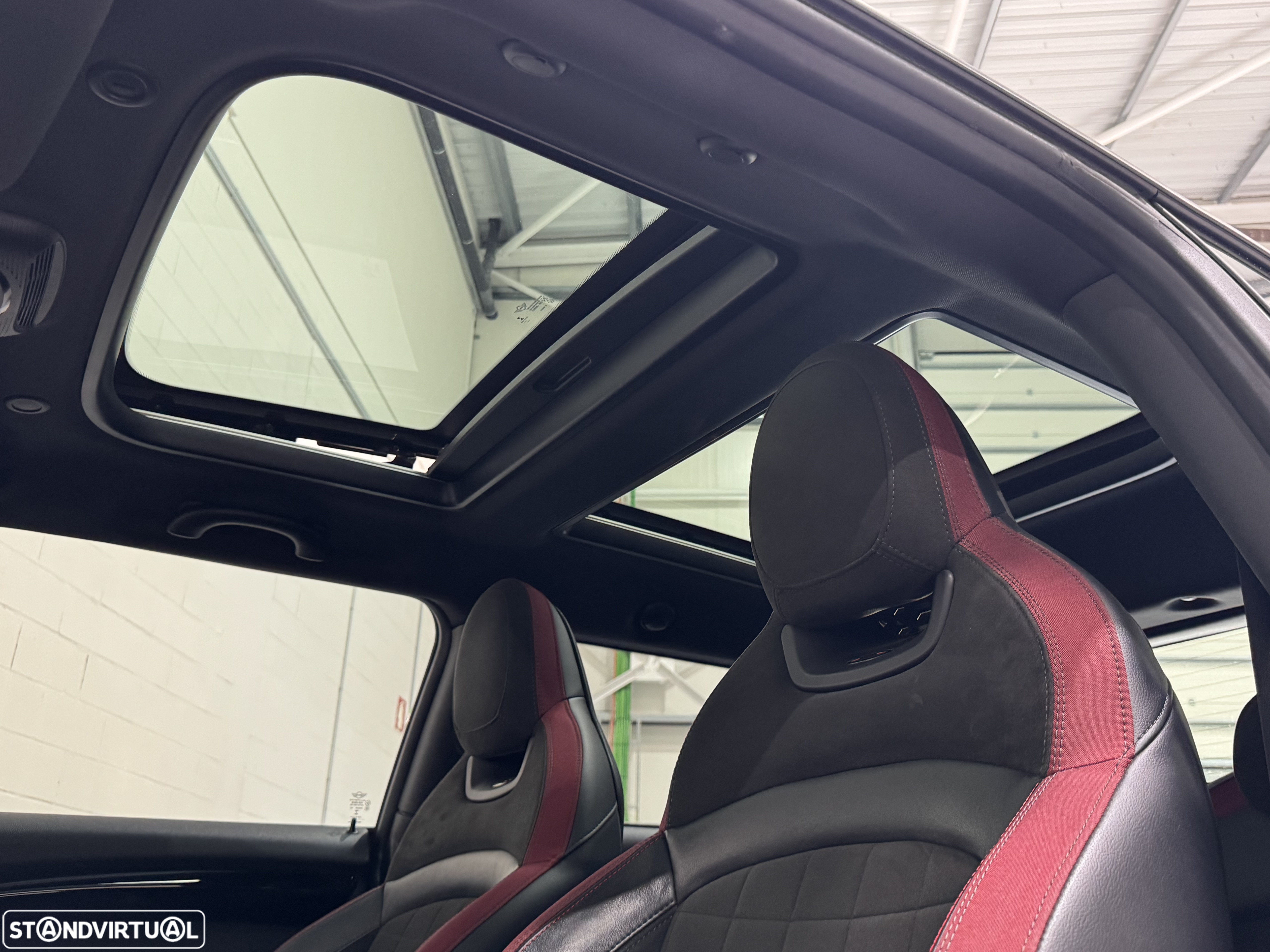 MINI 3 Portas John Cooper Works Auto Desportiva - 12