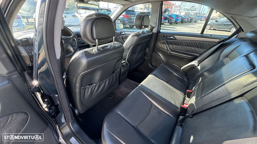 Mercedes-Benz C 220 CDI Avantgarde Aut. - 14