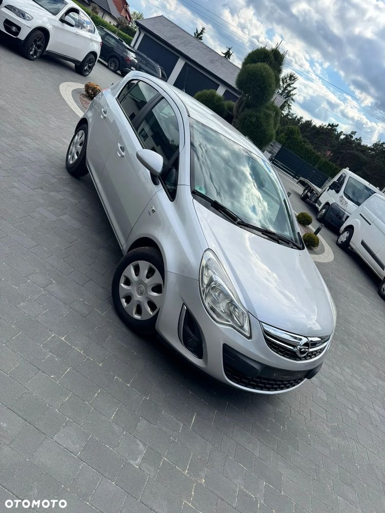 Opel Corsa 1.2 16V Cosmo - 6
