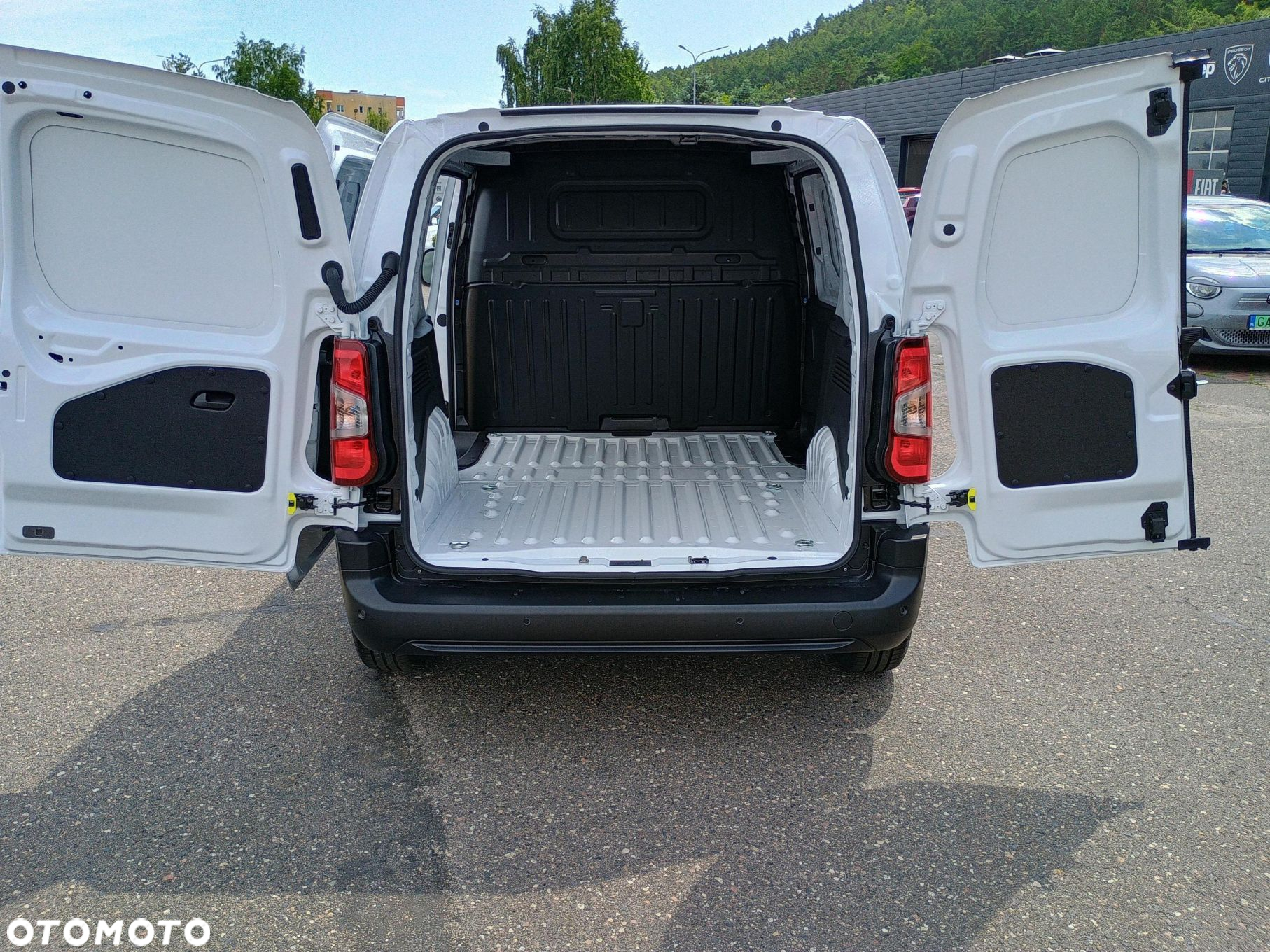Fiat Doblo Cargo/Van - 12