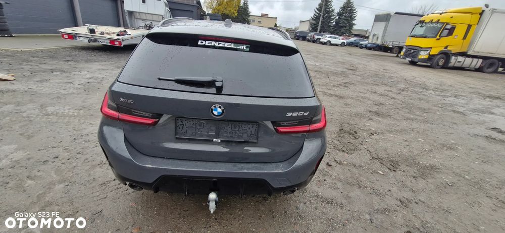 BMW Seria 3 320d Touring xDrive M Sport - 13