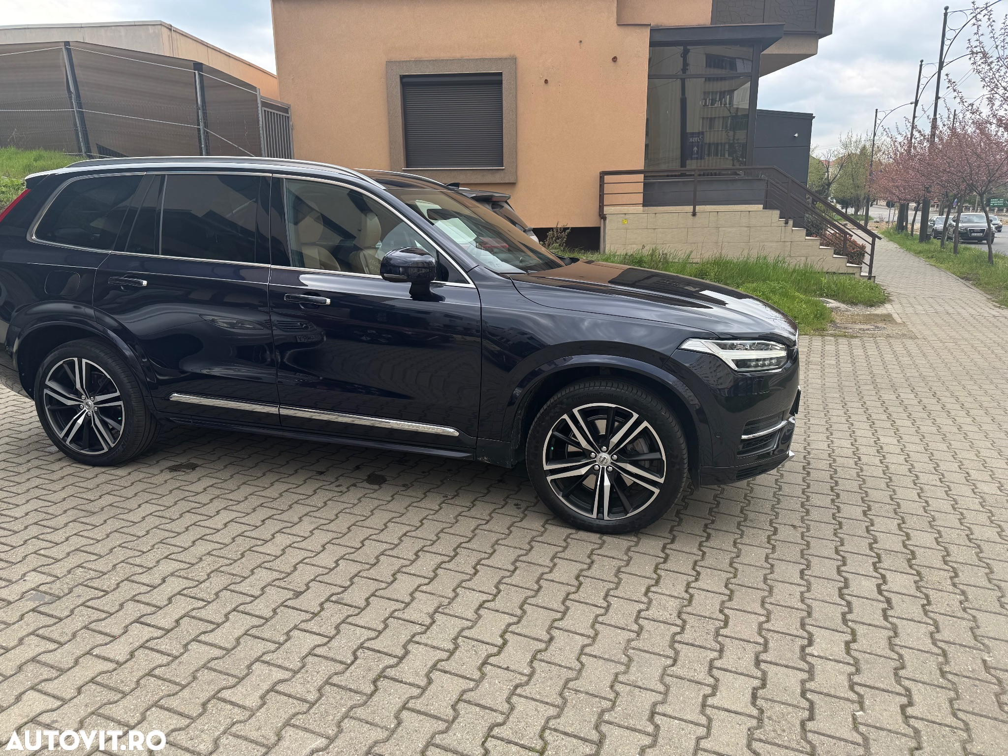 Volvo XC 90 T8 Twin Engine AWD Inscription - 28