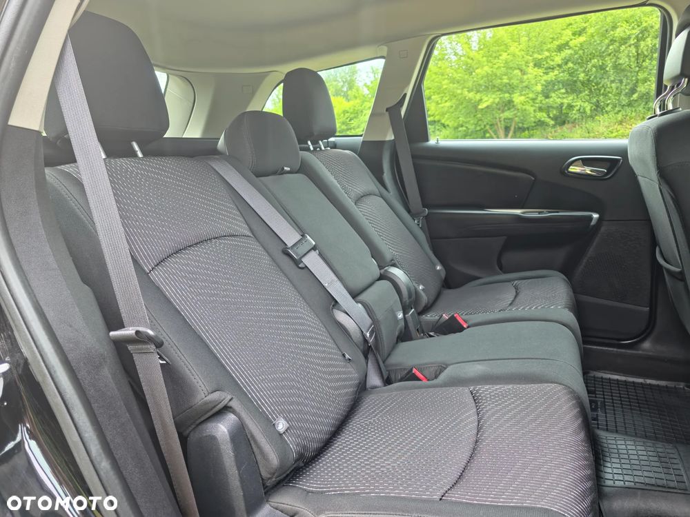 Dodge Journey - 12