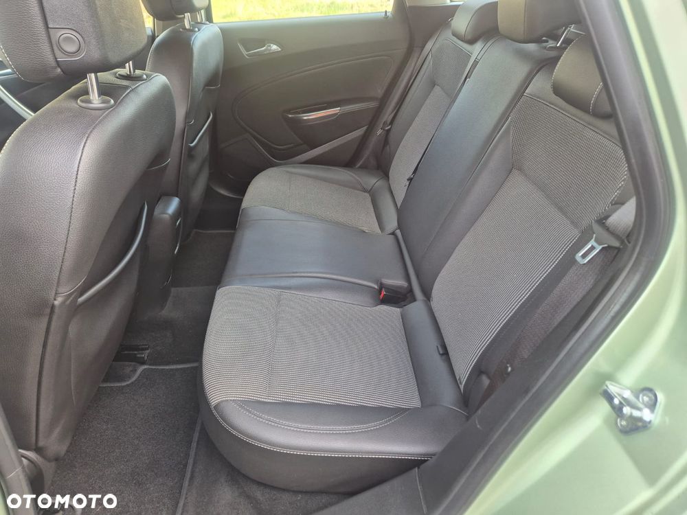 Opel Astra - 25