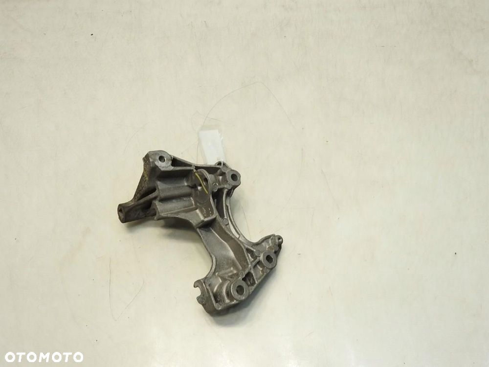 ŁAPA PODSTAWA ALTERNATORA RENAULT MEGANE IV 1.2 TCE 117104394R - 3