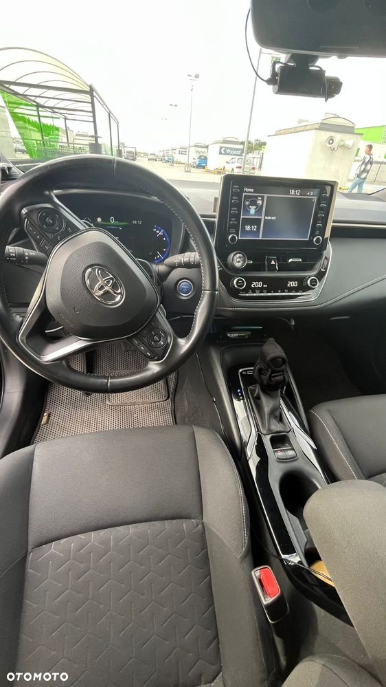 Toyota Corolla 2.0 Hybrid Comfort - 16