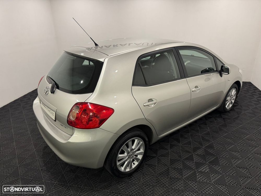 Toyota Auris 1.4 D-4D Sol - 22