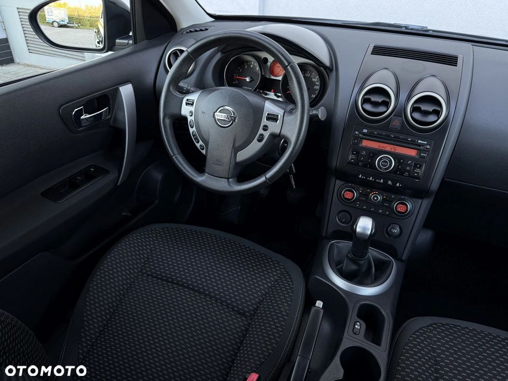 Nissan Qashqai 1.6 Tekna - 24