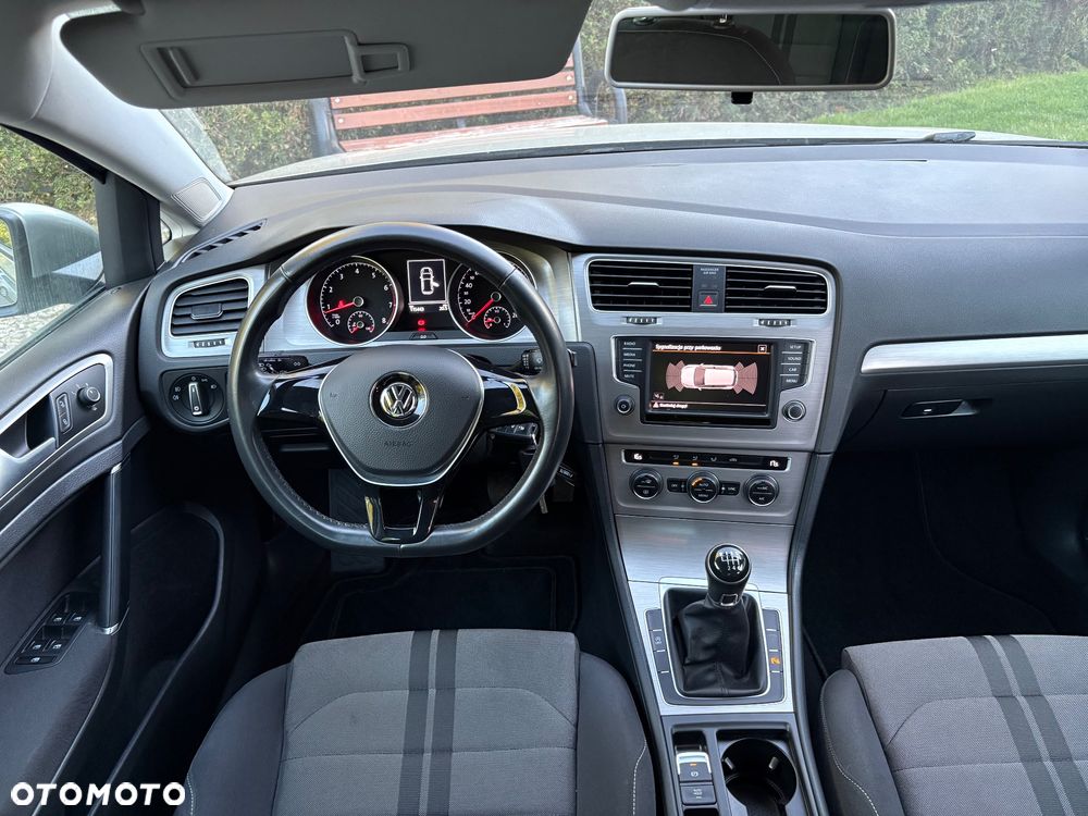 Volkswagen Golf 1.4 TSI BMT Comfortline - 13