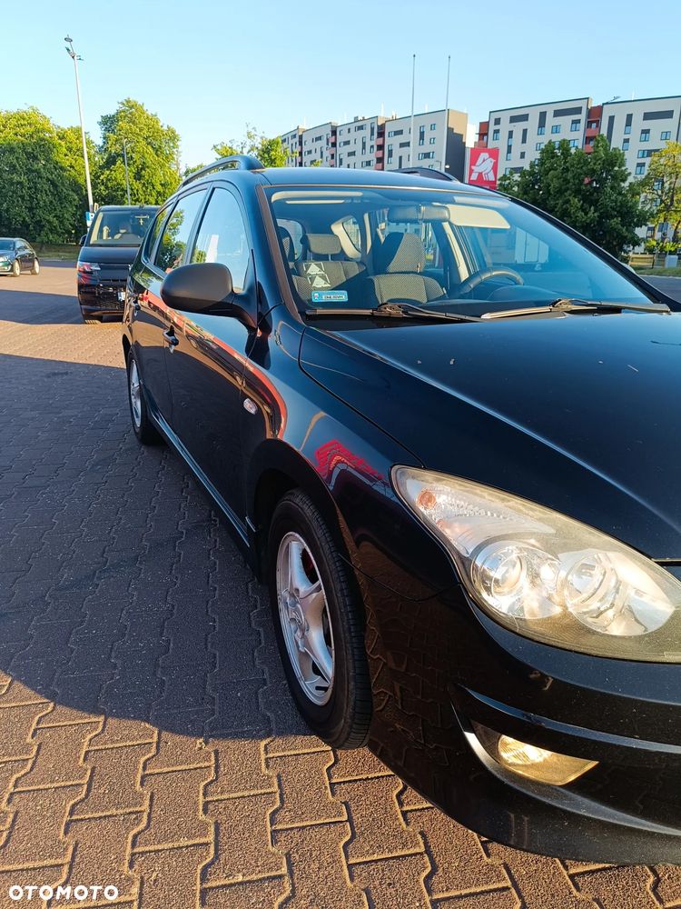 Hyundai i30 1.6 CRDi Base - 11