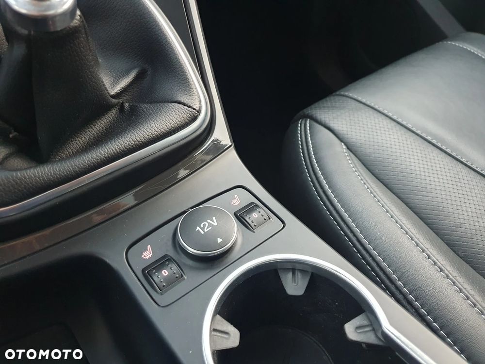 Ford Kuga 2.0 TDCi AWD Titanium - 14