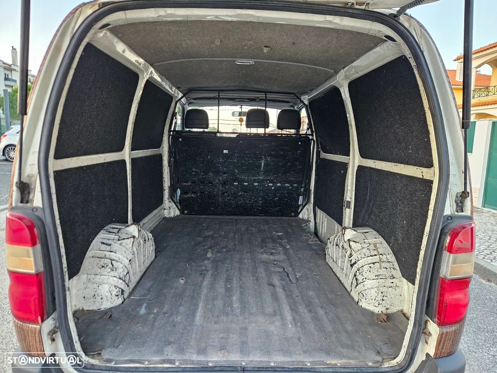 Toyota Hiace 2.4 D 2001 - IVA Dedutível - 7
