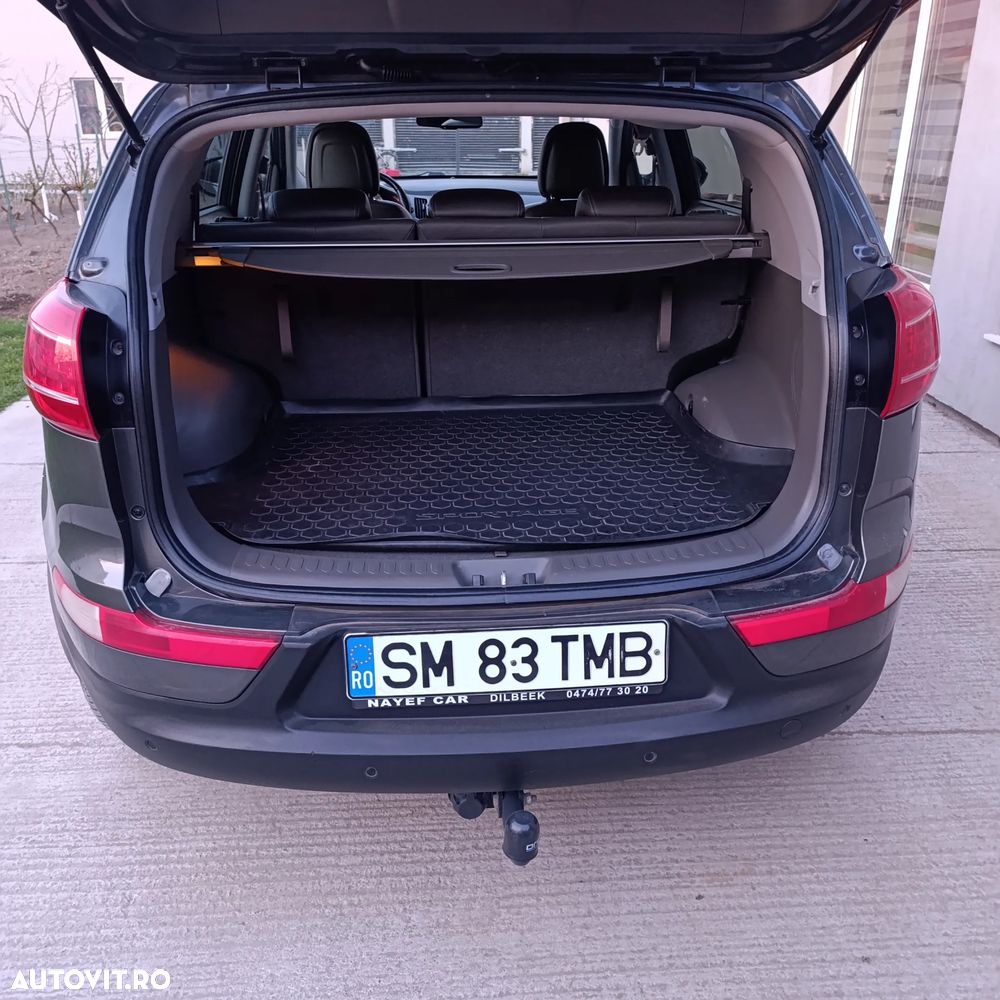 Kia Sportage 2.0 CRDI 4WD Automatik Dream-Team Edition - 3