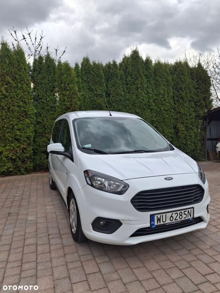 Ford Tourneo Courier 1.5 TDCi Trend - 10
