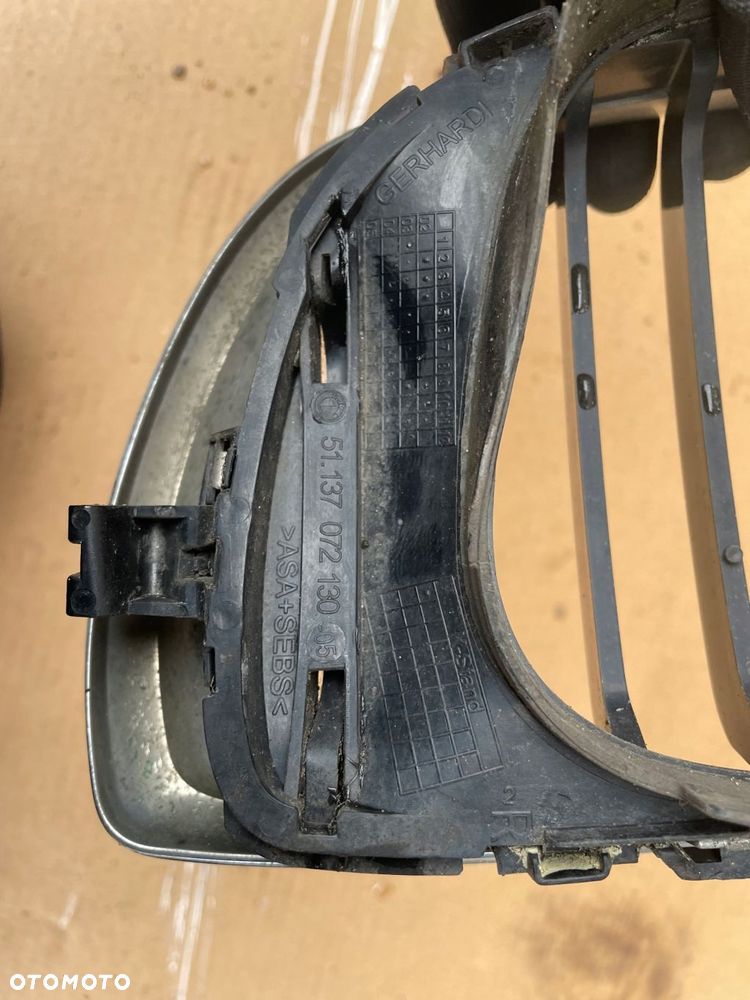 atrapa gril nerka prawa bmw e46 sedan kombi lift 7072130 - 5