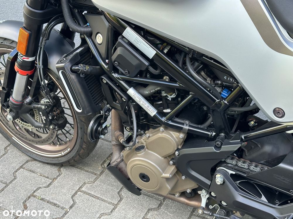 Husqvarna Vitpilen - 14