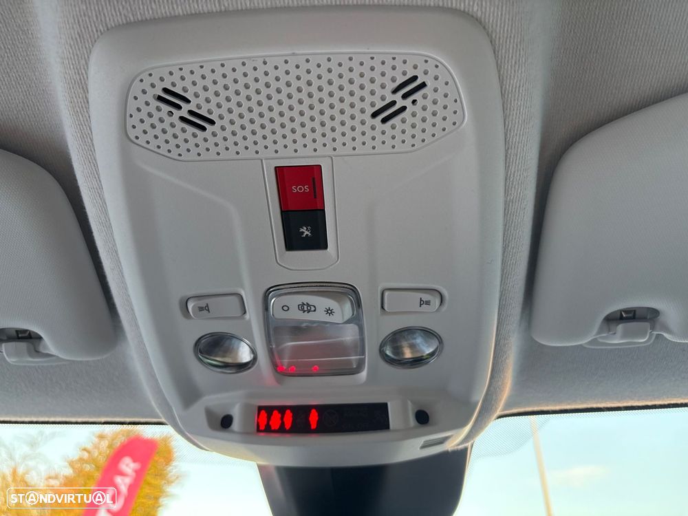 Peugeot e-208 50 kWh Allure Pack - 24