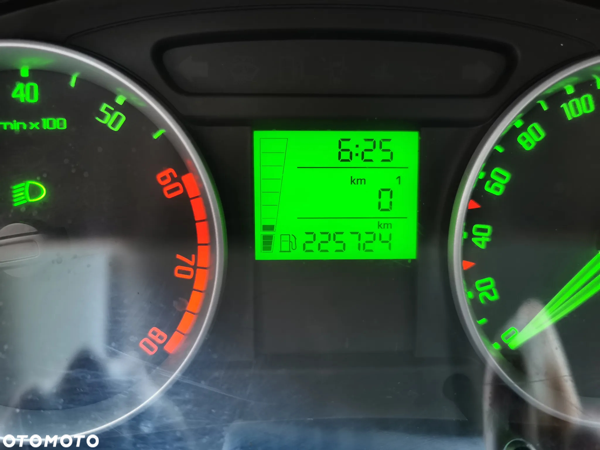 Skoda Fabia 1.6 16V Combi Sport - 12