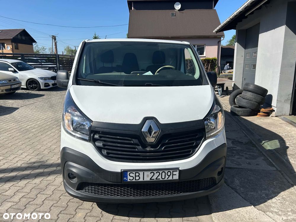 Renault Trafic - 1