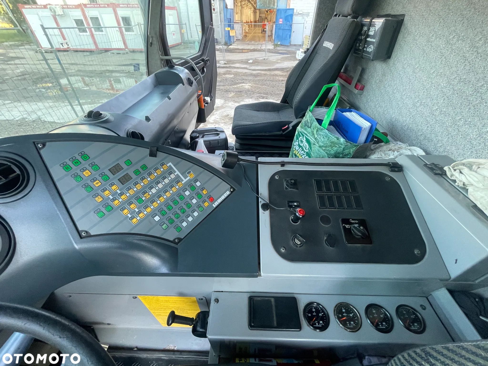 Liebherr LTM1100 - 5