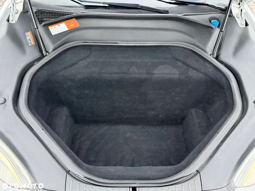 Tesla Model S 85D Allradantrieb - 31