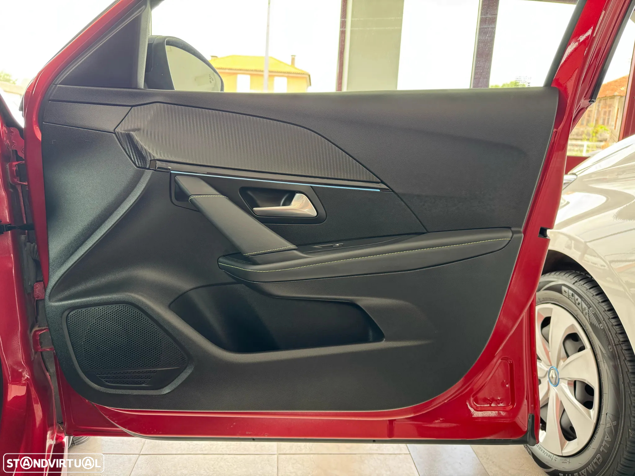 Peugeot e-208 50 kWh GT - 7