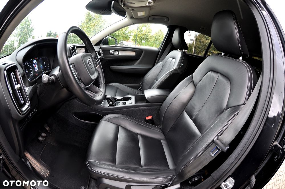 Volvo XC 40 - 18