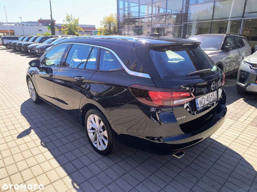 Opel Astra 1.6 T Elite S&S - 4