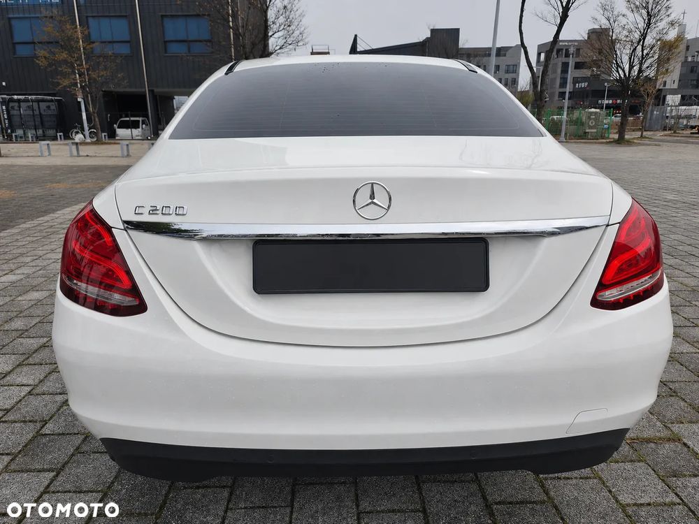 Mercedes-Benz Klasa C 250 9G-TRONIC Exclusive - 4