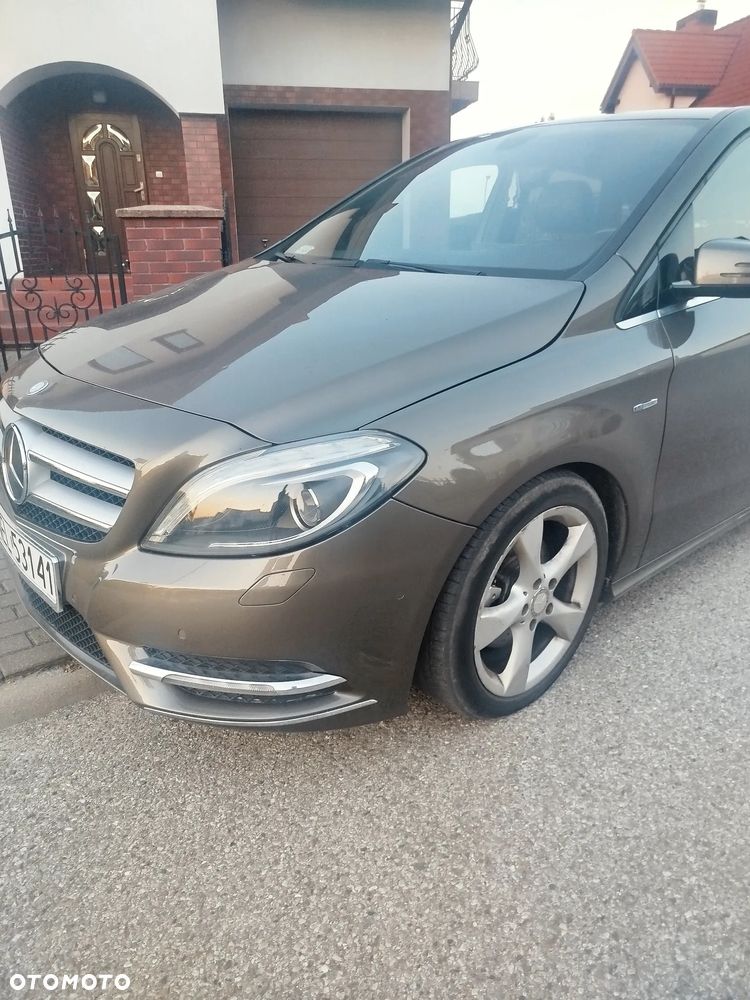 Mercedes-Benz Klasa B 180 CDI (BlueEFFICIENCY) 7G-DCT - 5