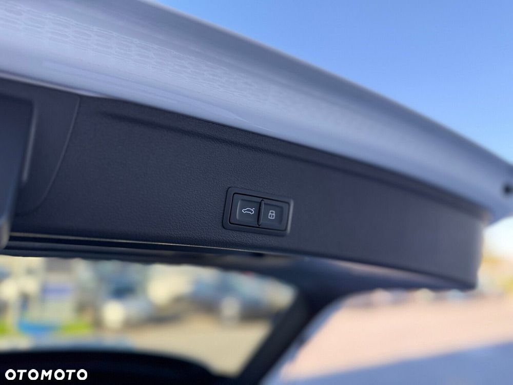 Audi A4 Avant - 10