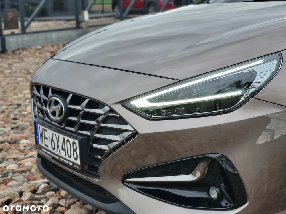 Hyundai i30 1.5 DPI Smart - 10