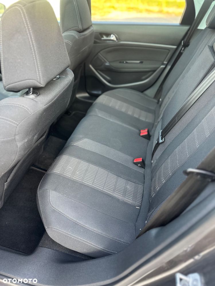 Peugeot 308 - 15