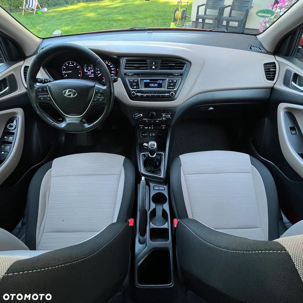 Hyundai i20 1.2 YES - 17