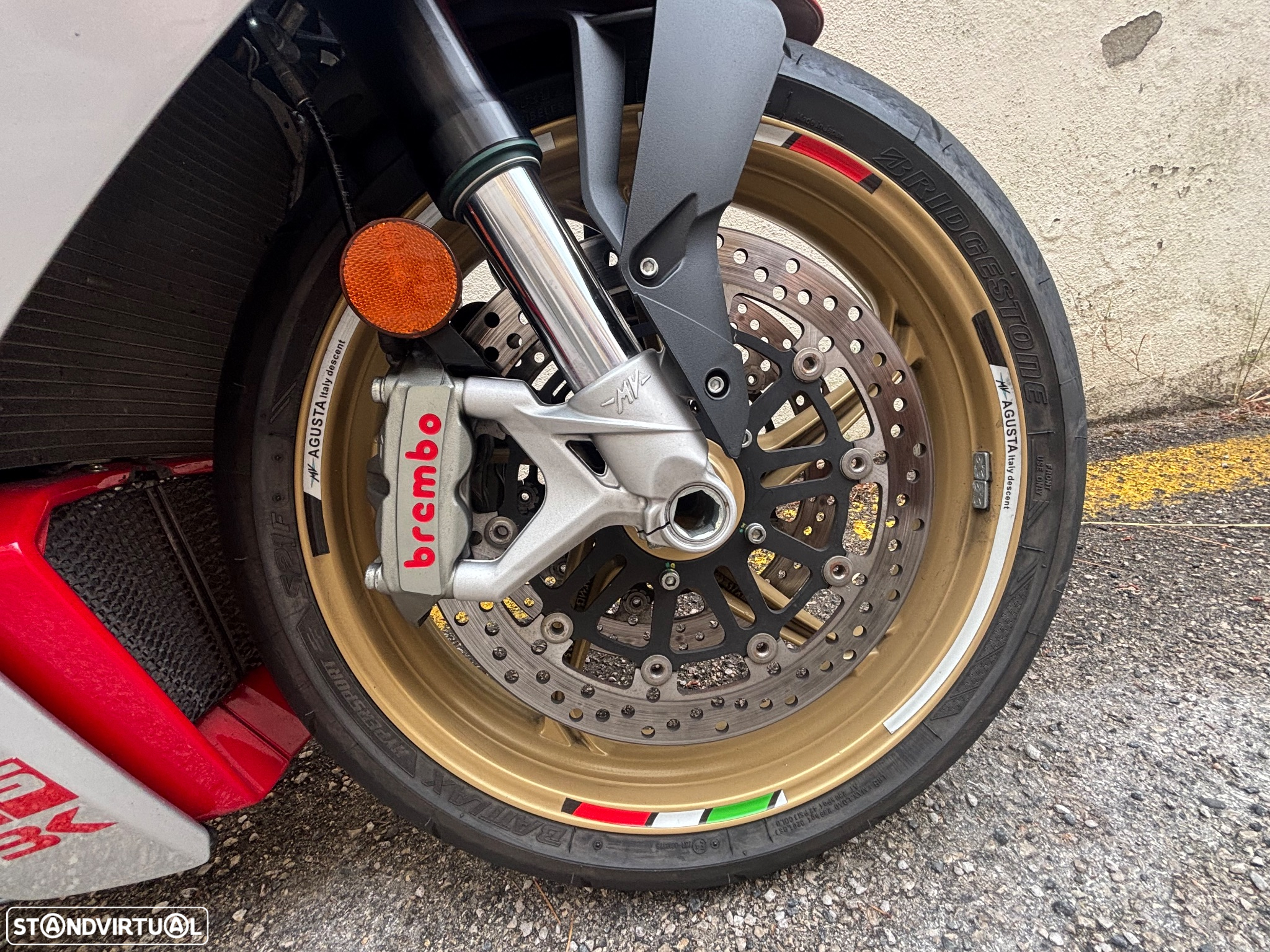 MV Agusta Superveloce 800 - 13