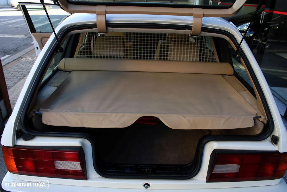 BMW 325 i Touring - 46