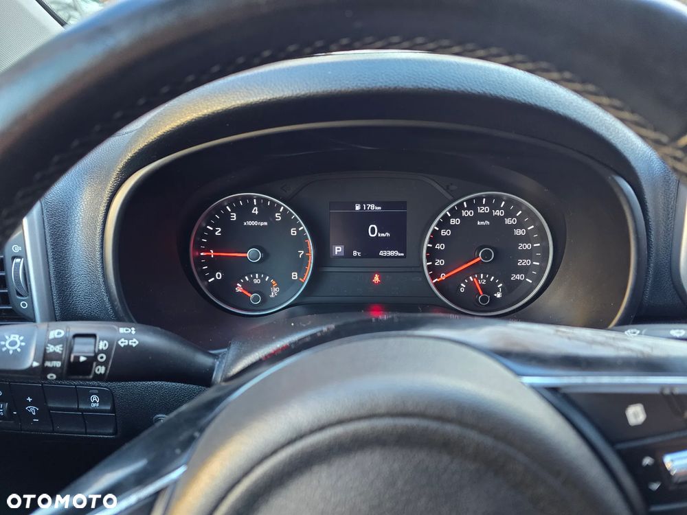 Kia Sportage 1.6 T-GDI M 2WD DCT - 9