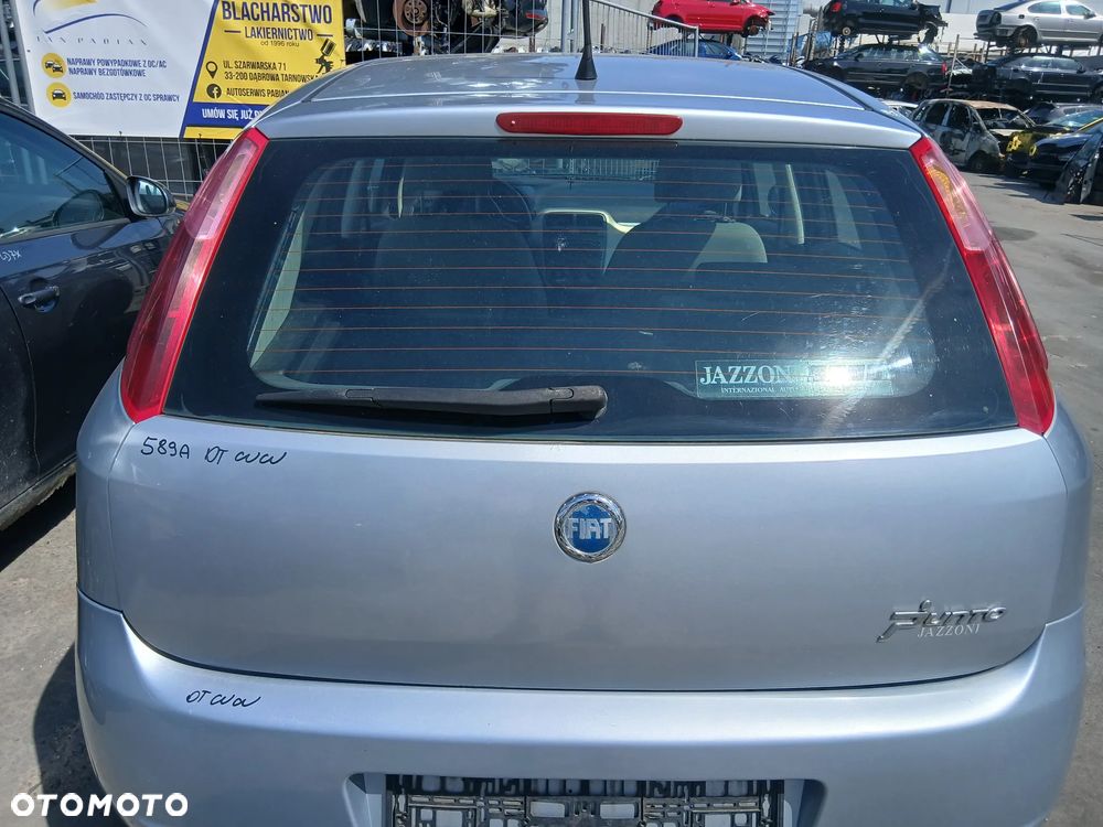 Fiat Grande Punto Klapa Bagażnika Tył Tylna Lakier 589/A - 1