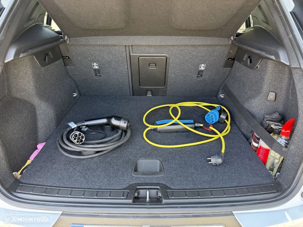 Volvo XC 40 T5 Twin Engine DKG Momentum Pro - 19