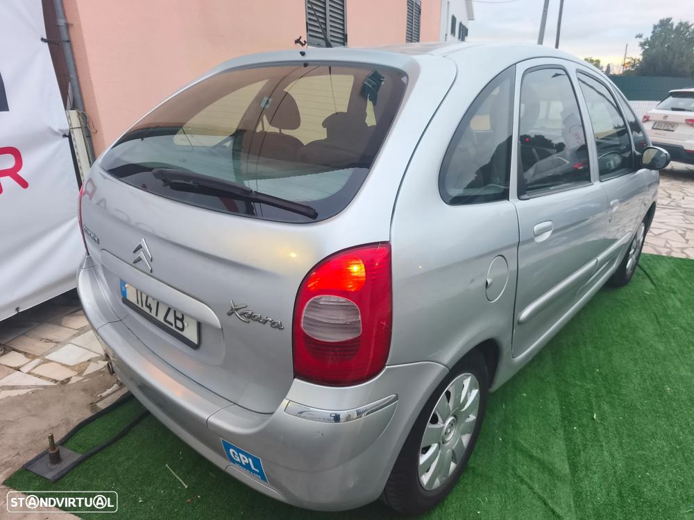 Citroën Xsara Picasso 1.6i Premier - 5