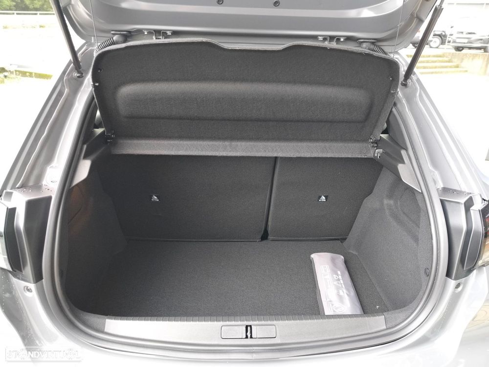 Peugeot 208 1.2 Hybrid Allure e-DCS6 - 11