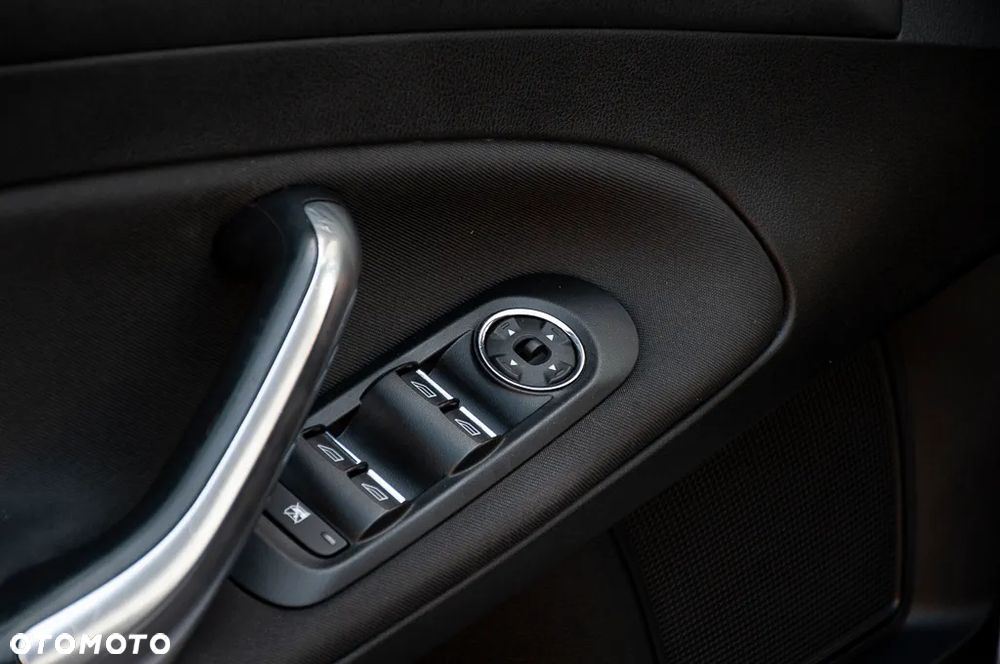 Ford Mondeo 2.0 TDCi Champions Edition - 34