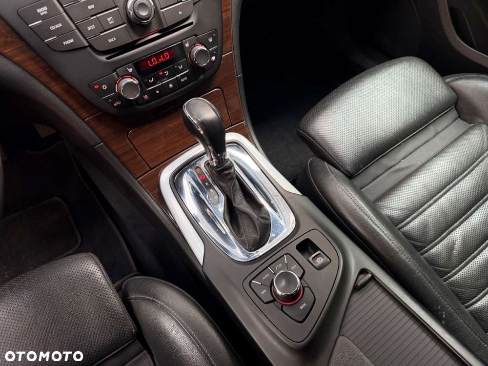 Opel Insignia - 27