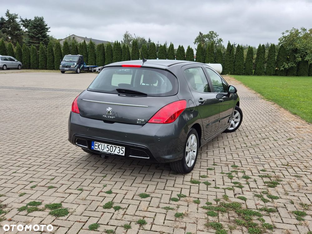 Peugeot 308 - 11