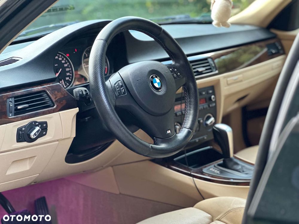 BMW Seria 3 - 16