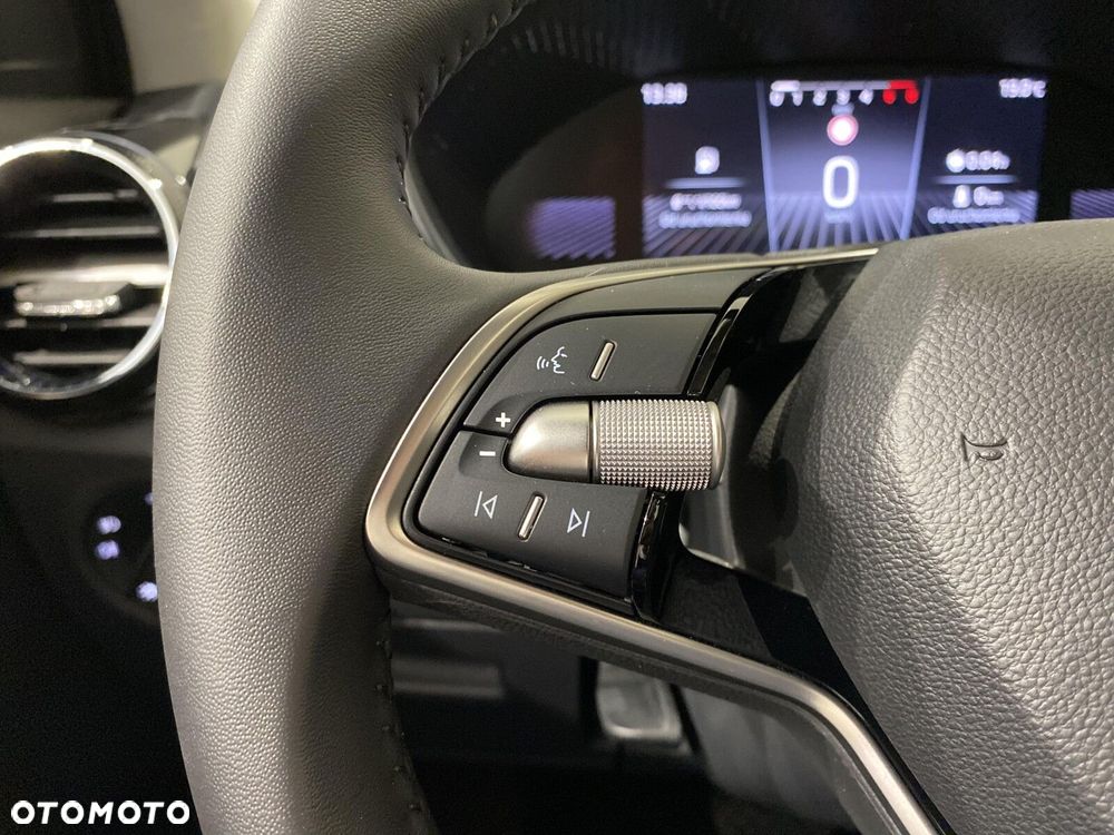 Skoda Fabia 1.0 TSI Selection DSG - 21