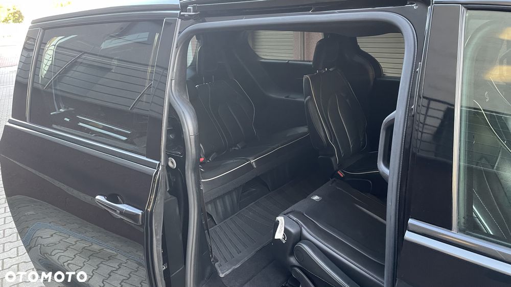 Chrysler Pacifica - 14