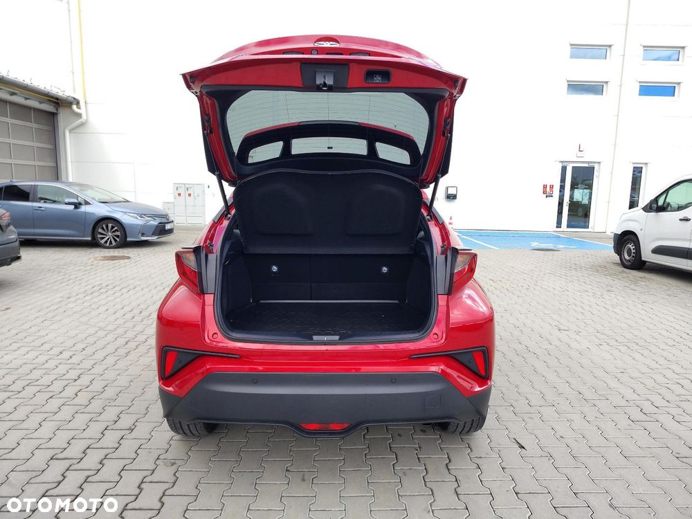 Toyota C-HR - 12